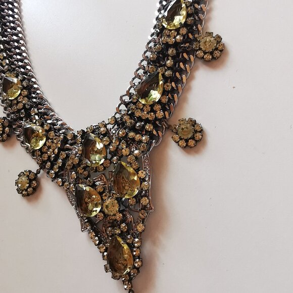 Banana Republic RARE Vintage Large Statement Necklace - Picture 4 of 13